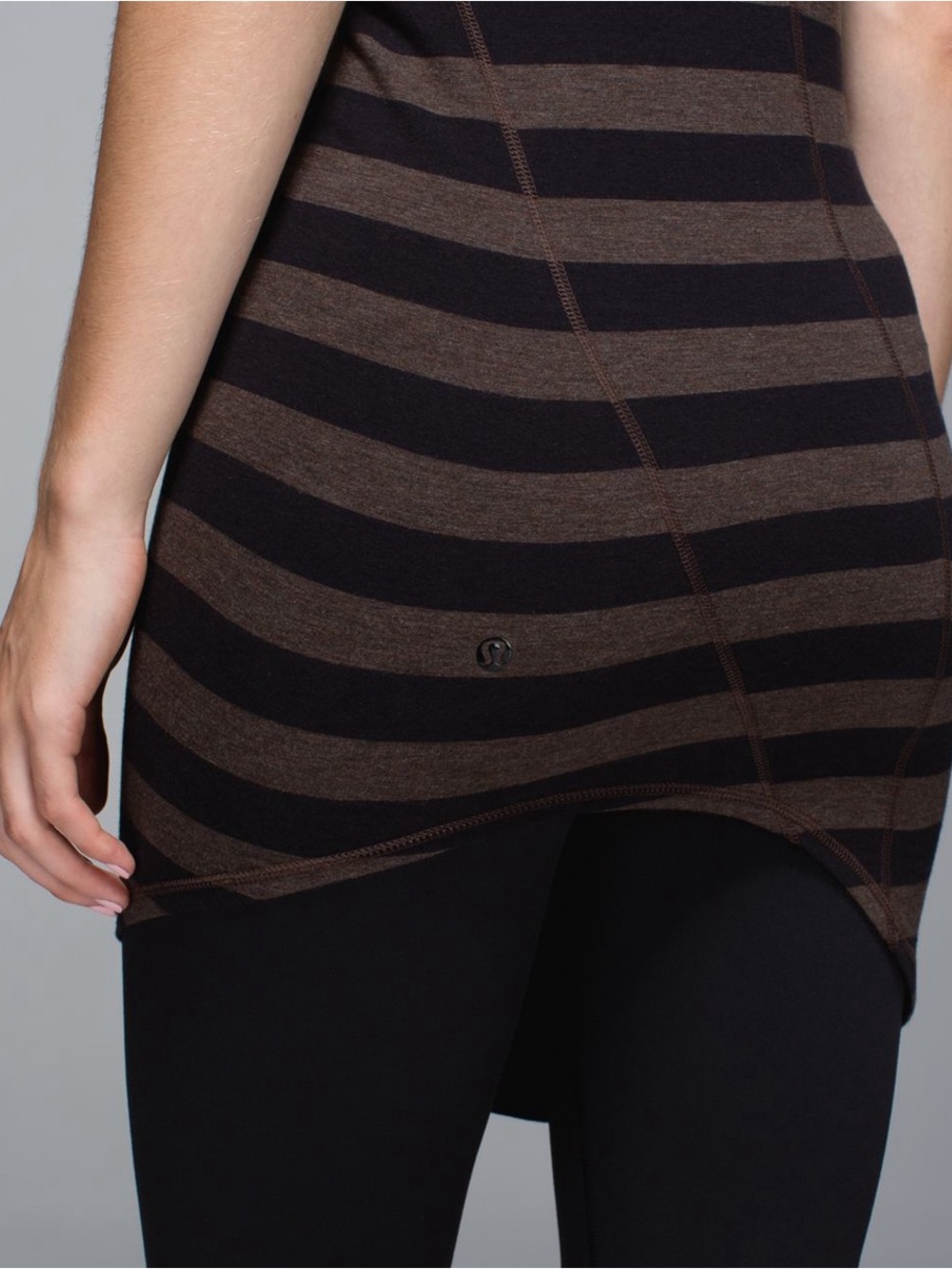 Lululemon Torque Tank - Picture 3 of 7